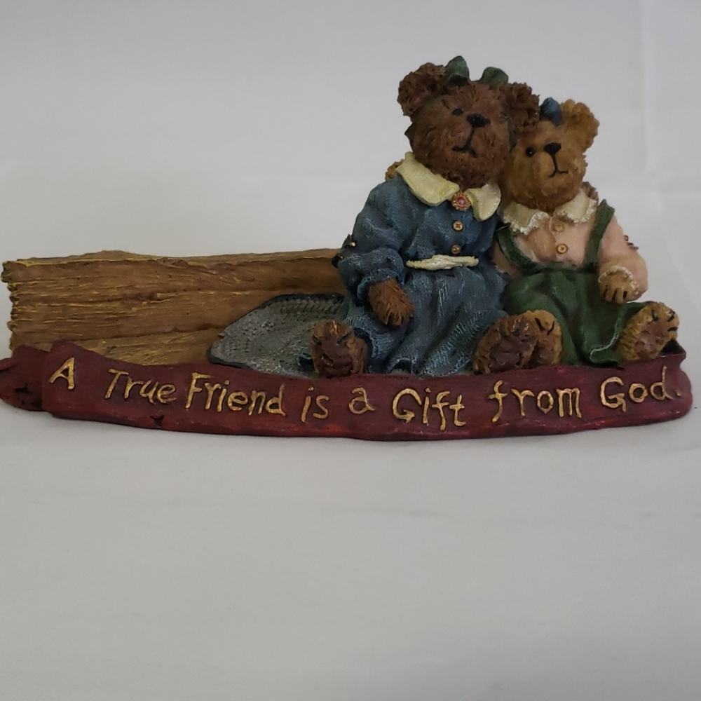 Boyd's Bears & Friends